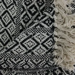 THE HOME DECO FACTORY Plaid Ethnique Frange Motif Carreaux - 120 X 150 Cm M6 -Lit Magique Soldes Magasin the home deco factory plaid ethnique frange motif carreaux 120 x 150 cm m6 3664944056119 426398